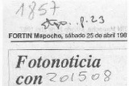 Fotonoticia con fotopoema  [artículo].