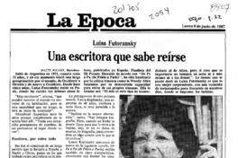 Una escritora que sabe reírse  [artículo] Maité Ricart.