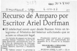 Recurso de amparo por escritor Ariel Dorfman  [artículo].