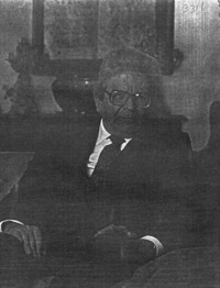 Arturo Fontaine de vuelta  [artículo] Margarita Serrano.