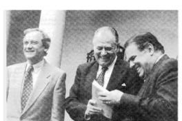 La pobreza no se derrota sólo con crecimiento, dijo Aylwin  [artículo] T. E.