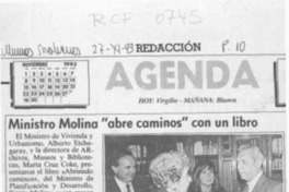 Ministro Molina "abre caminos" con un libro  [artículo].