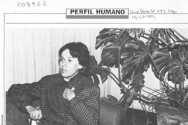 Rosa Cruchaga de Walker, "Siempre me he sentido como mosca en leche" : [entrevista]