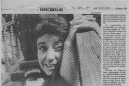 Mito y fama se roban la escena  [artículo] Yael Zaliasnik.