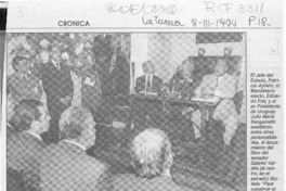 Presentaron libro del presidente del Senado  [artículo].