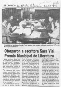 Otorgaron a escritora Sara Vial Premio Municipal de Literatura  [artículo].