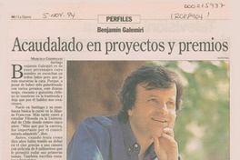 Acaudalado en proyectos y premios