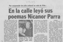 En la calle leyó sus poemas Nicanor Parra