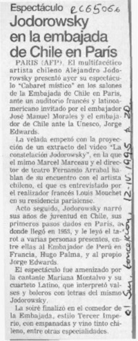 Jodorowsky en la embajada de Chile en París  [artículo].