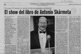 El show del libro de Antonio Skármeta  [artículo] Andrés Gómez