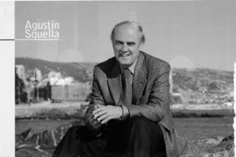 Columnista con vista al mar