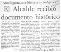 El alcalde recibió documento histórico.