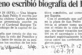 Chileno escribió biografía del Papa.  [artículo]