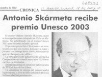 Antonio Skármeta recibe premio Unesco 2003.