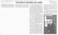 Un activo hombre de radio