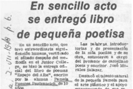 En sencillo acto se entregó libro de pequeña poetisa.