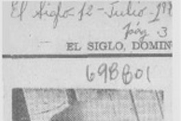 Pablo Neruda llegó a Perú.