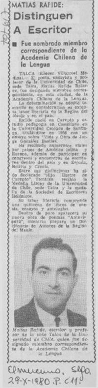 Distinguen a escritor.