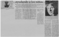 Ayudando a los niños.