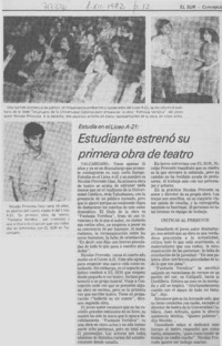 Estudiante estrenó su primera obra de teatro.