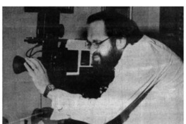 Muere escritor y publicista Luis Vives.