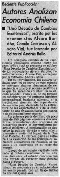 Autores analizan economía chilena.