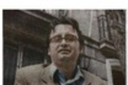 Ingeniero Comercial ganó premio de novela