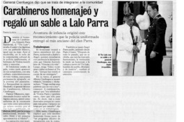 Carabineros homenajeó y regaló un sable a Lalo Parra