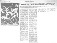 Desnudos dan lección de anatomía