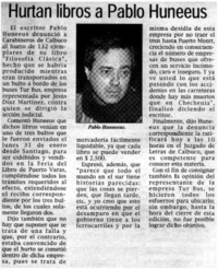 Hurtan libros a Pablo Huneeus.