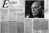 Escritor de cuerpo entero.