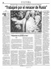 "Trabajaré por el renacer de Rusia" Solzhenitsyn habló a la multitud que lo esperaba en la plaza de Vladivostok