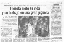 Folósofa mete su vida y su trabajo en una gran juguera