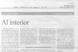 Al interior.