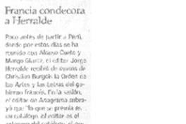 Francia condecora a Herralde