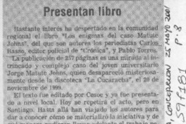 Presentan libro  [artículo]