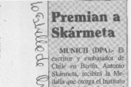 Premian a Skármeta  [artículo]