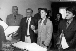 Eduardo Parra Sandoval, el "Tío Lalo" volver a los 17  [artículo] Andrés Ortiz Moris