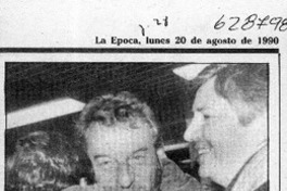 Nervioso, pero contento, regresó Patricio Manns  [artículo]