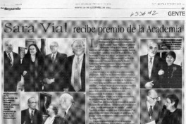 Sara Vial recibe premio de la Academia  [artículo]
