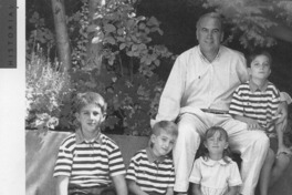 "Tarde he llegado a amarte"  [artículo] Ana María Gálmez