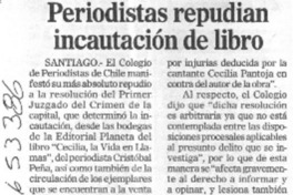 Periodistas repudian incautación de libro  [artículo]