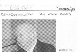 Teitelboim destacó el valor de los mitos.  [artículo]