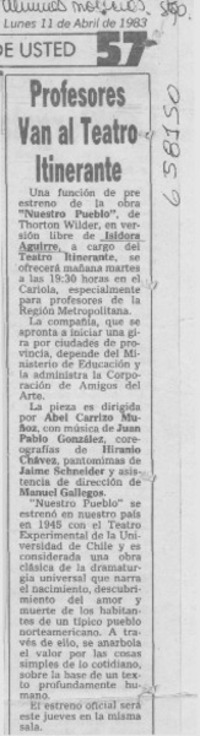 Profesores van al teatro itinerante.