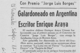Galardonado en Argentina escritor Enrique Araya.
