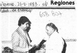 Escritor huasquino disertó sobre Gabriela y Freirina.  [artículo]