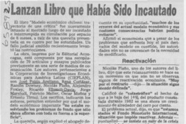 Lanzan libro que había sido incautado.