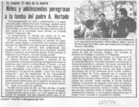 Niños y adolescentes peregrinan a la tumba del padre A. Hurtado.