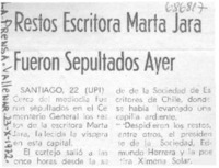 Restos escritora Marta Jara fueron sepultados ayer.