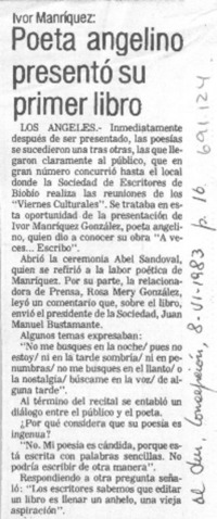 Poeta angelino presentó su primer libro.